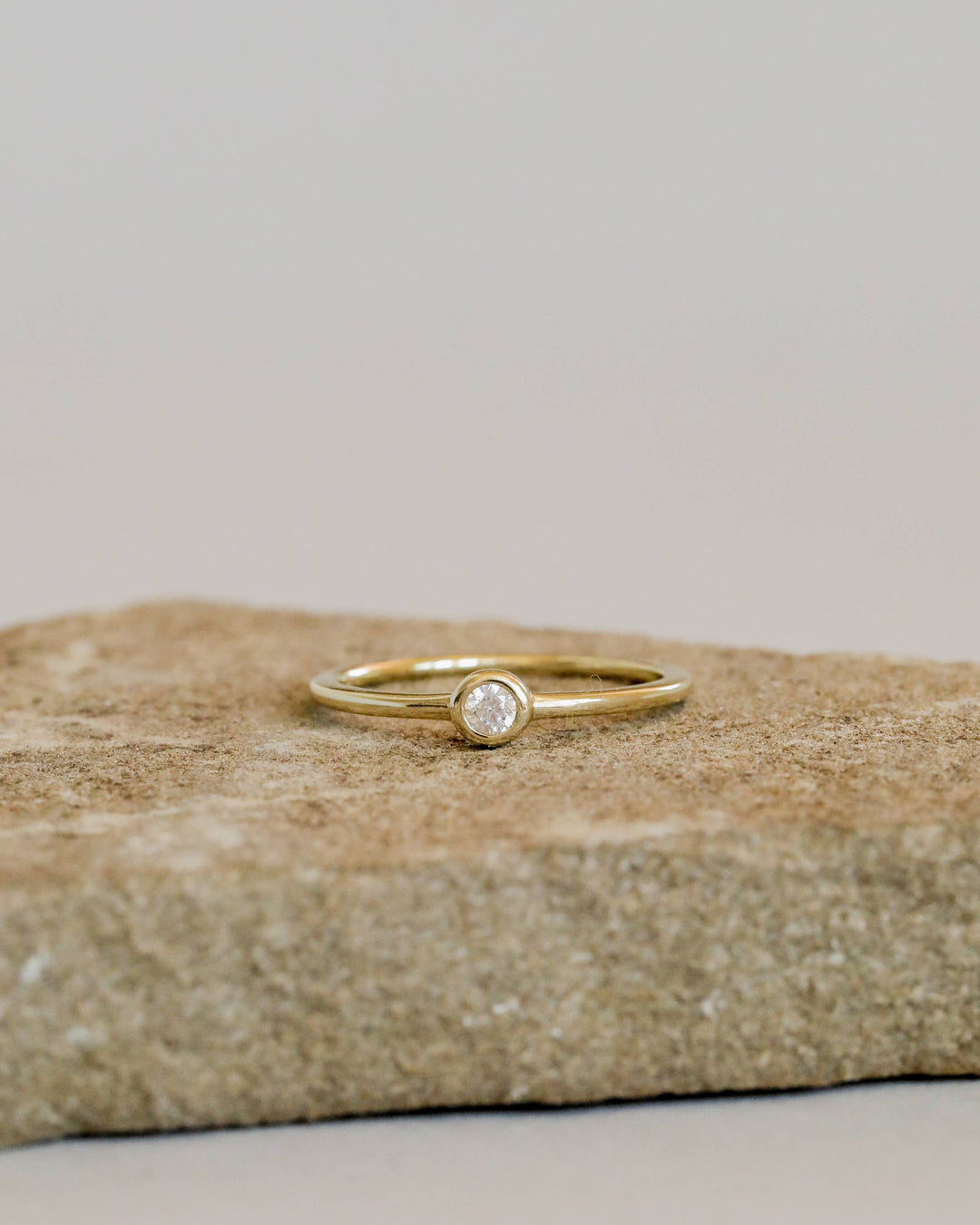 Gold Rings - Simple Stud