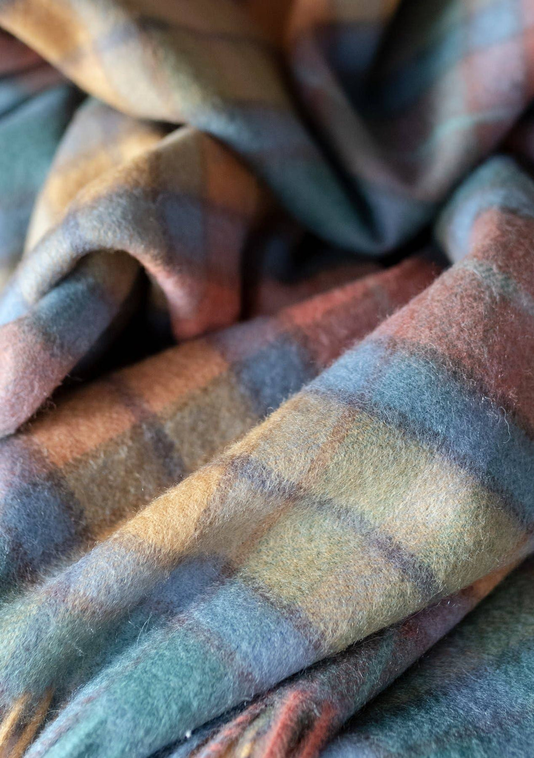 Buchanan Lambswool Oversized Scarf