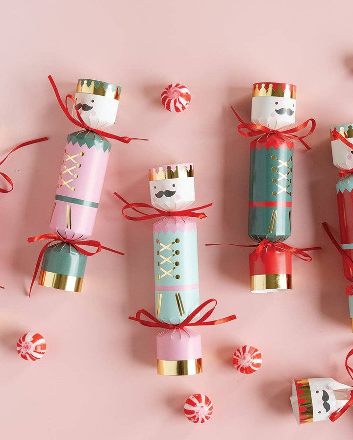 Bright Nutcrackers Crackers