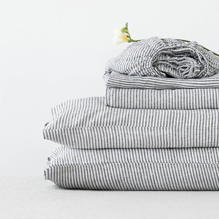 Thin Black Stripes Linen Sheet Set