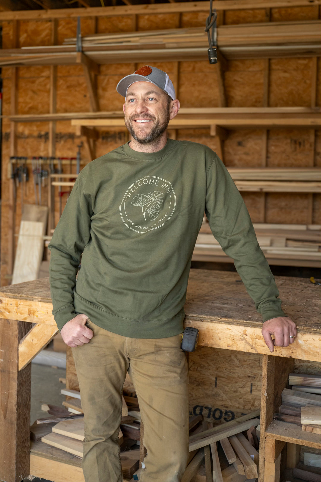 Welcome Inn Sweatshirt - Army Green