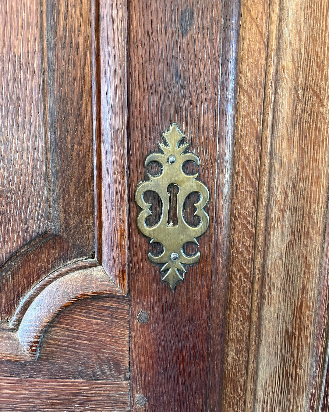 Double Door Oak Wardrobe - Tomasso
