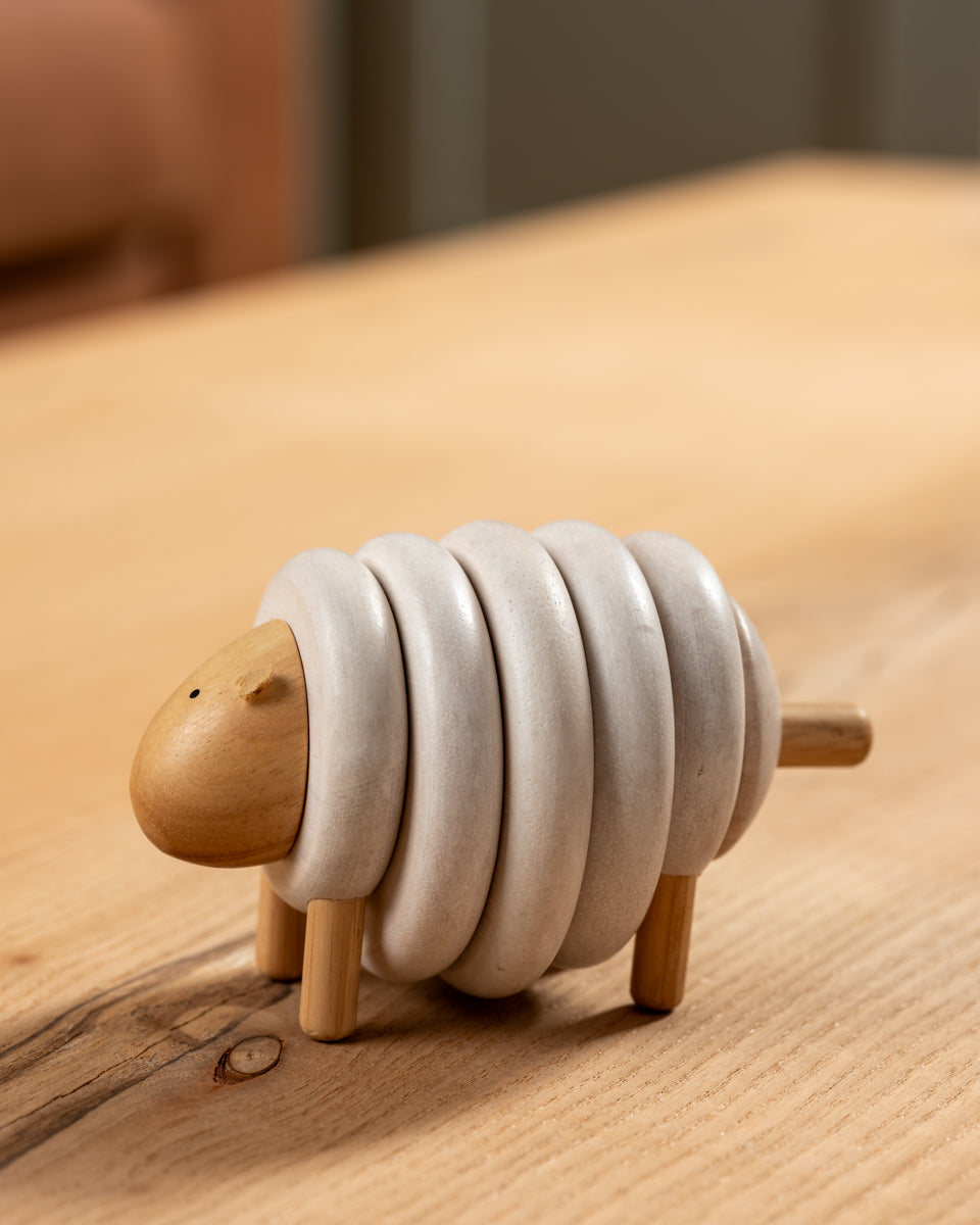 Lacing Sheep
