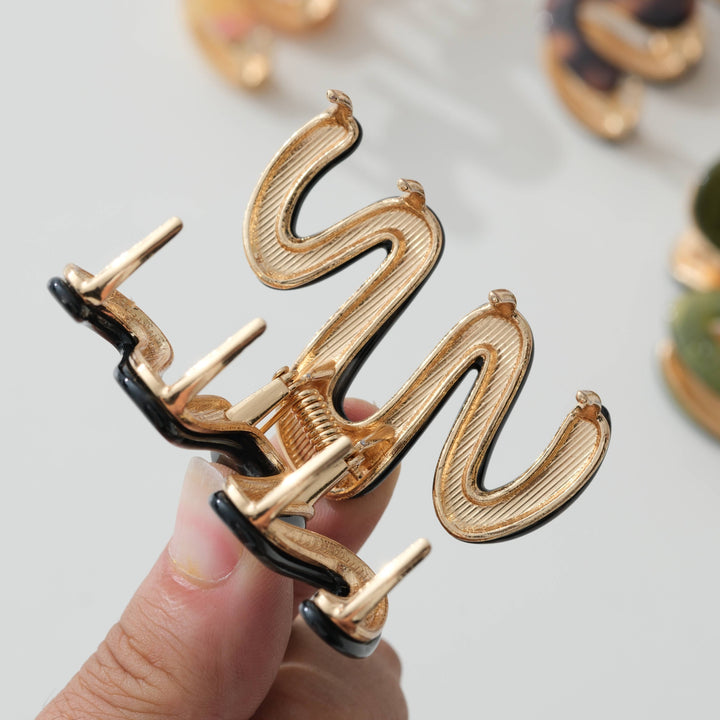Willow Mini Vintage Metal Squiggle Claw Clip