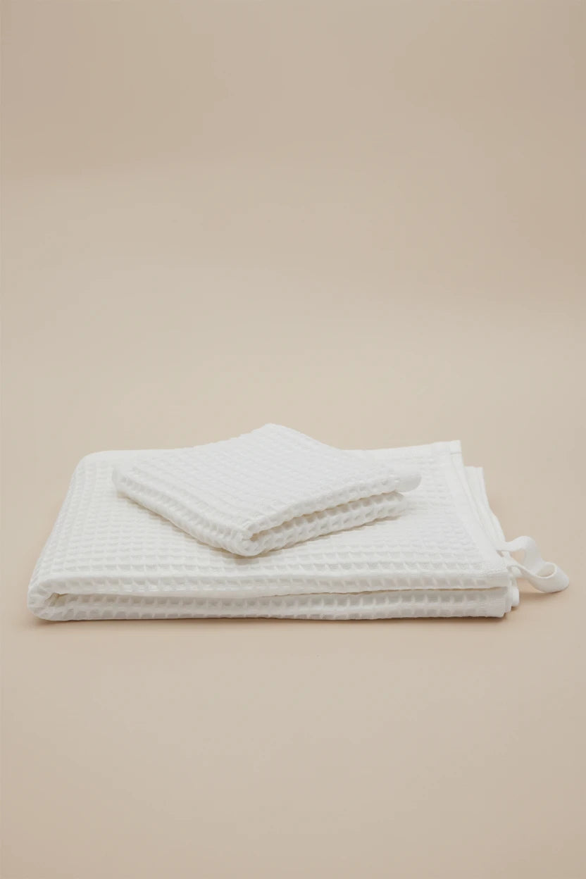Olivia Waffle Weave Towel